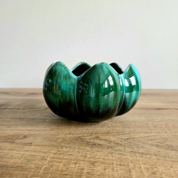 Vintage Blue Pottery Canada ceramic lotus bowl/planter. - Picture 2 of 5